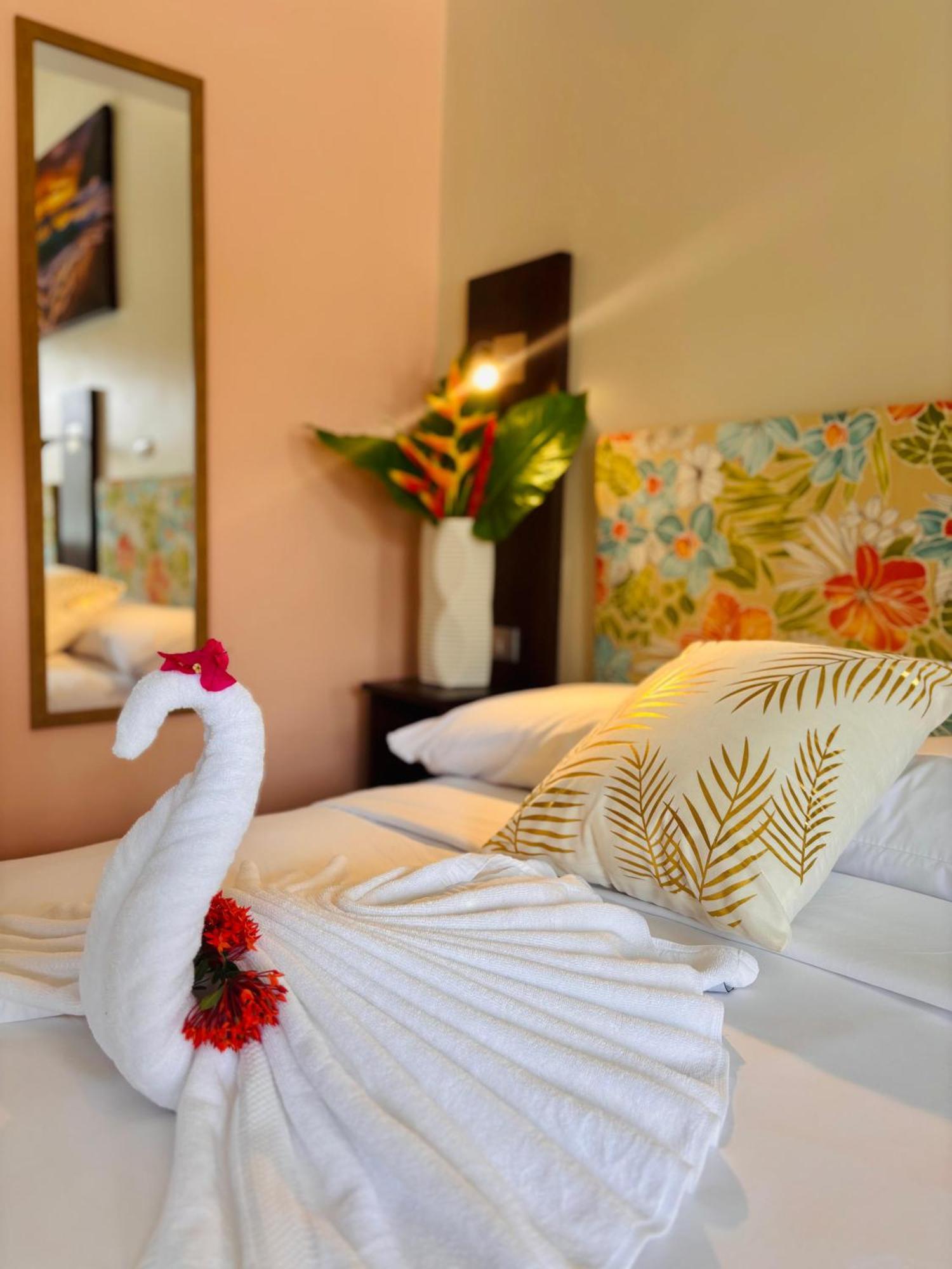 Las Brisas Resort And Villas Хако Номер фото